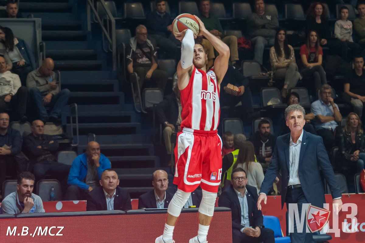 zvezdinarevija's tweet photo. #ABALiga 1/4: @kkcrvenazvezda - @MornarBar 23-16! @Billy_Baron 8p 🏀 #CZVMOR 🔴⚪️🔴 @ABA_League https://t.co/d8S3jGaMAb