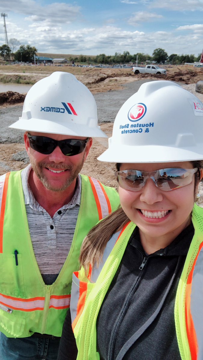 concretequeen45's tweet photo. Saturday #concrete party! @Houston_Shell Couldn’t do it without our field reps... Thank you Jeff! #buildwithhsc ##houstonstrong https://t.co/pHfxIKe6ft