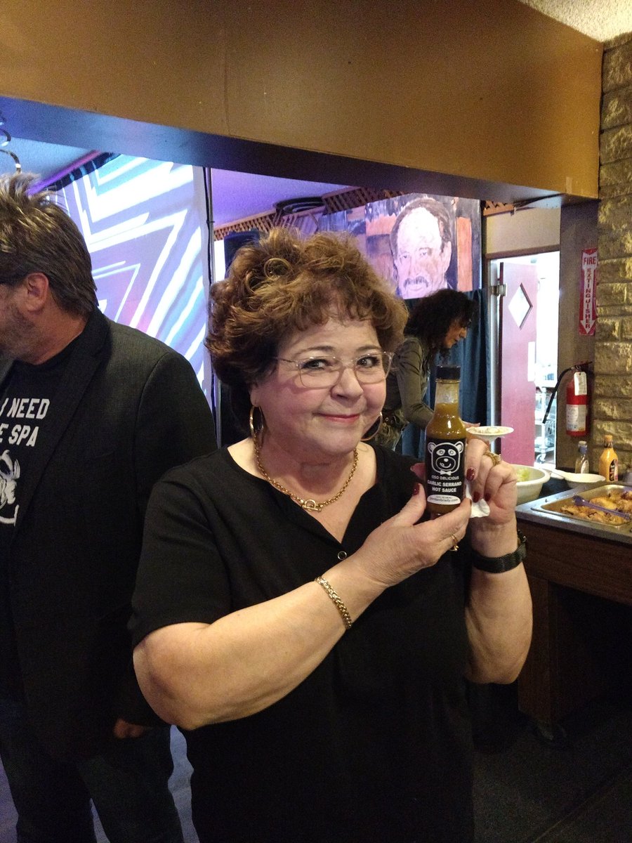 tomjenkinsacts's tweet photo. At last night's @IAmBattleComic #DisconnectedFilm #emmy winner @patrikadarbo enjoys @OsoSauce made by bears with @ThatJordanBrady @MeredithActress ⭐🎥🎭🐻 @TelevisionAcad @jeffcapri 🇺🇲 @Elks2790 https://t.co/hfAOijh4SB