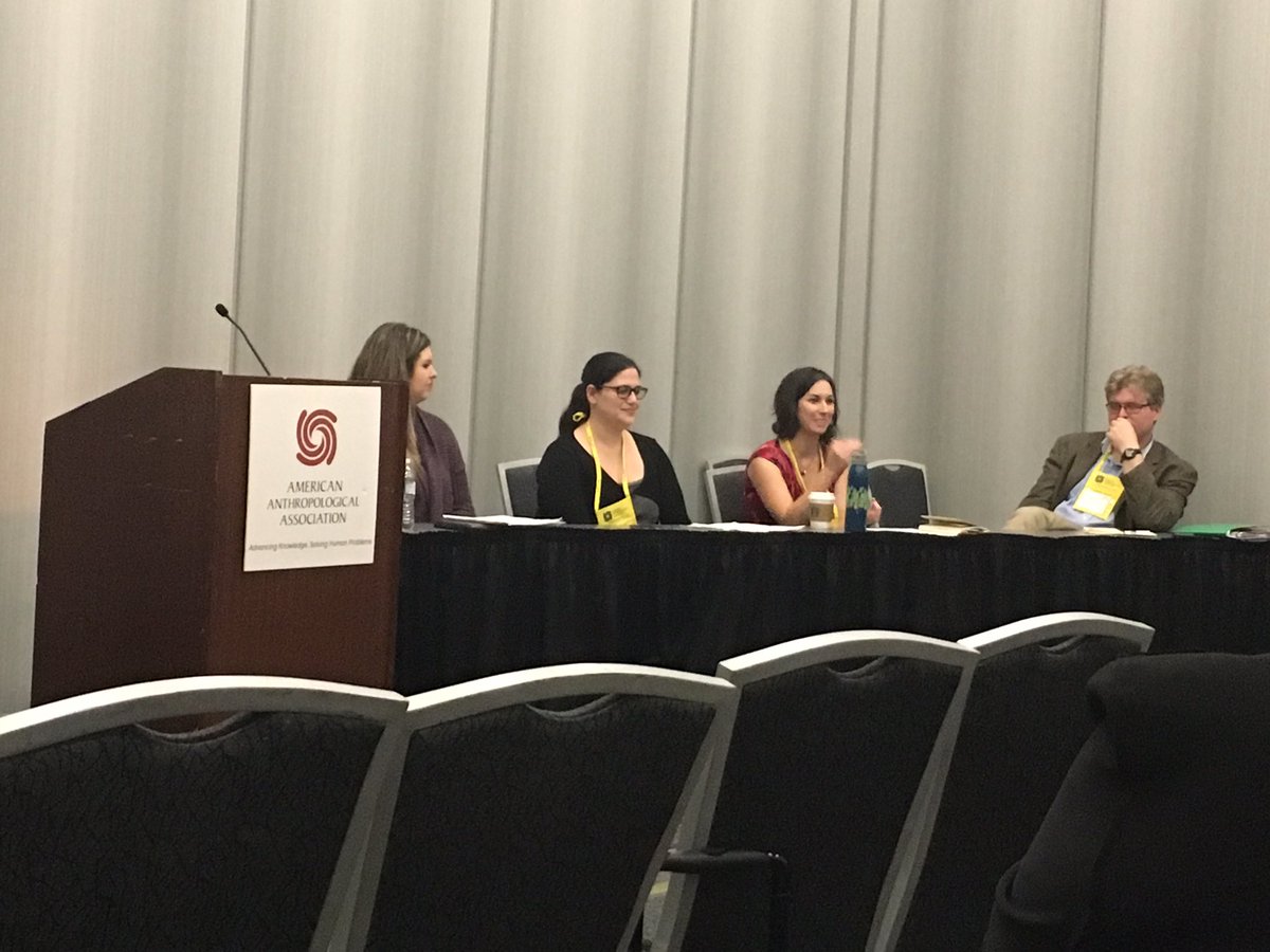 How do we stand up for anthropology? Takeaway: Speak the language of your audience! 🎥📖🗣#AmAnth18