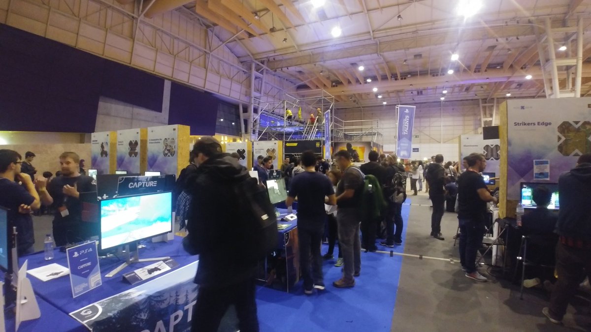 OXStudio_'s tweet image. Day 3 at #LisboaGamesWeek showing @Capture_Game

@PlayStationPT #indiedev #gamedev #madewithunity