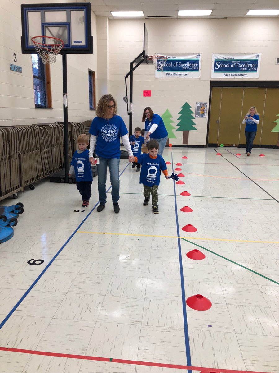 SHall_dcs's tweet photo. Pre-K kicks off our FunRun ⁦@PilotElementary⁩ ⁦@dcsnc⁩ https://t.co/DlRtWSBGCo