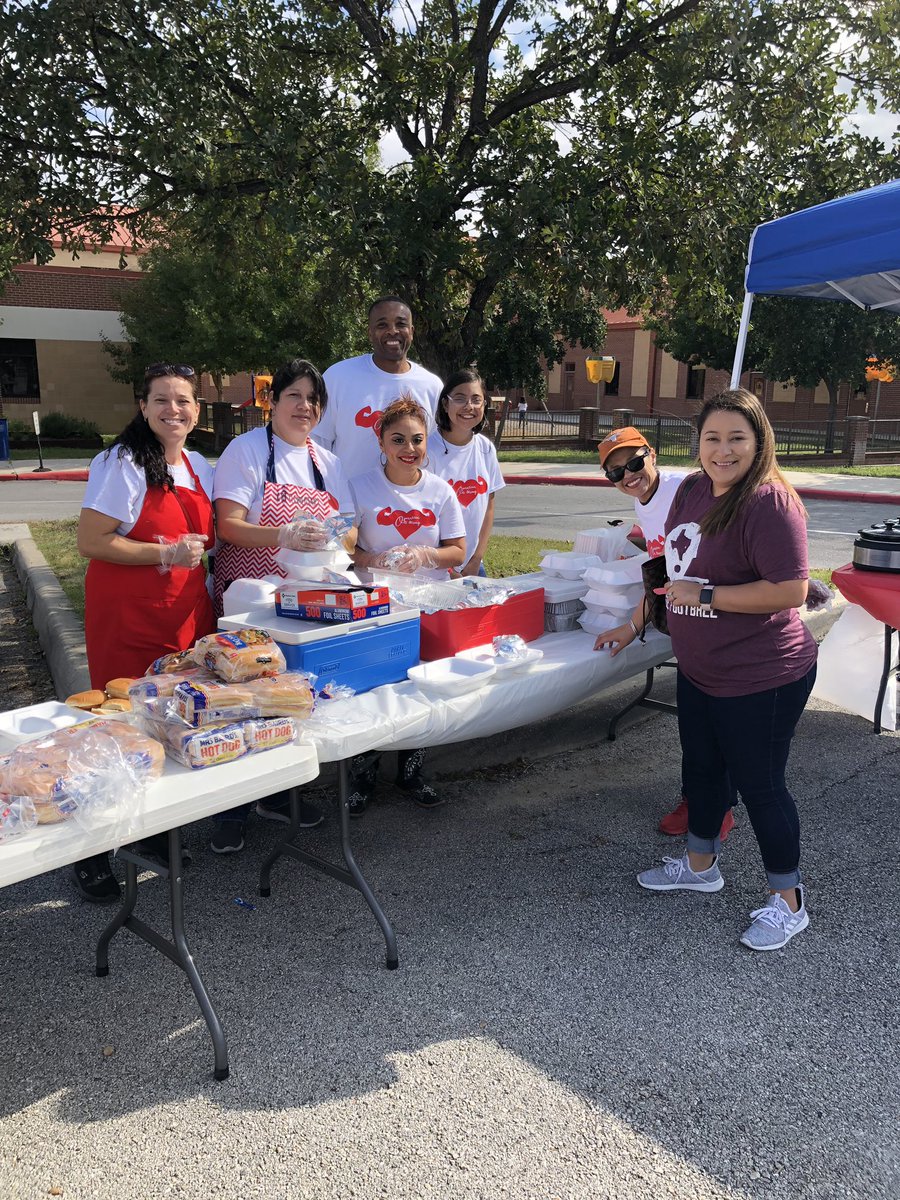 NISDOtt's tweet photo. Our Ott-some community is rallying today to support our Ott families in need. Come out and support the cause. Plates and desserts are delicious!  We will be here from 12-4 today! #OperationOttStrong #Ott15Years #communitysupport https://t.co/mGYQlftfXi