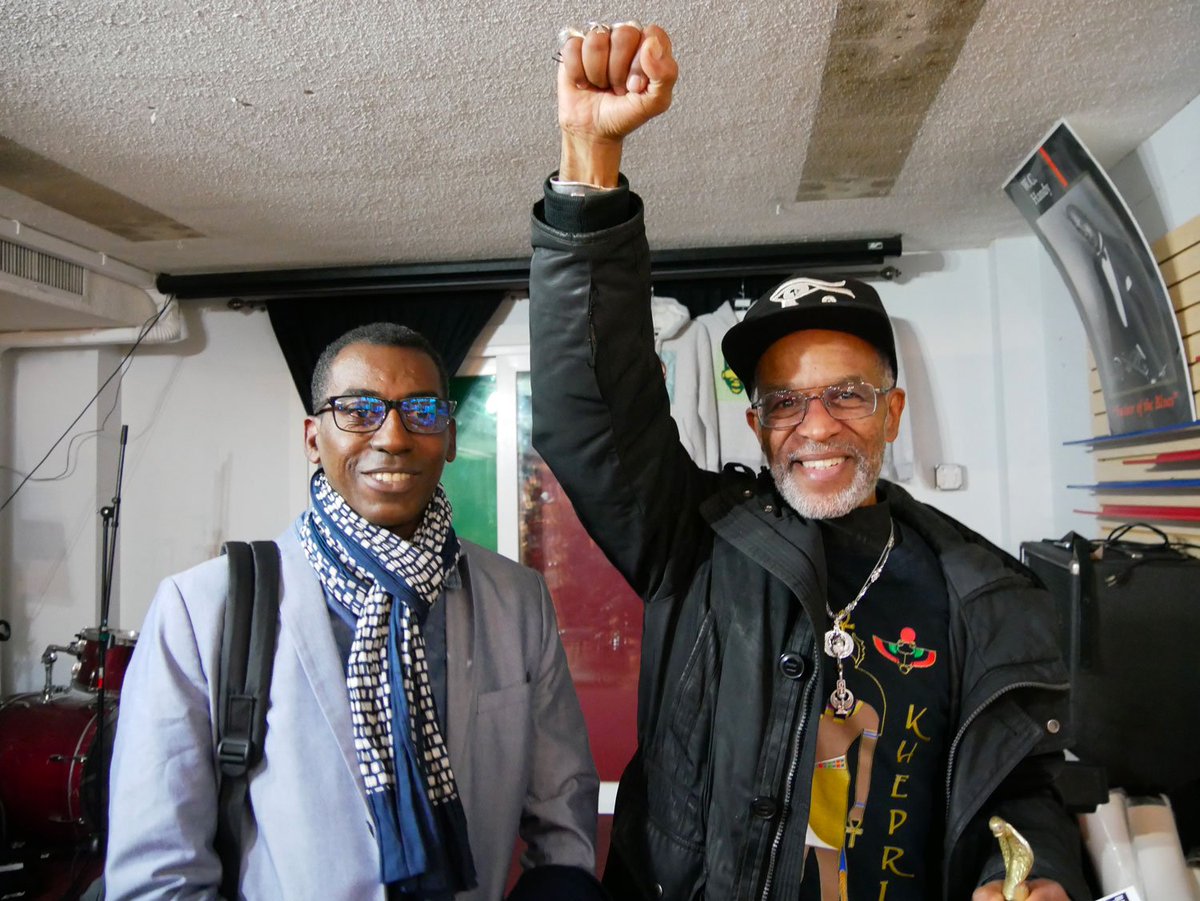 BDollsProject's tweet image. « Revenir à notre passé afin d’aller de l’avant », tel est le sens du mot SANKOFA, et le nom choisi pour la librairie-café qui a accueilli un « talk » de BDP il y a exactement un an. bit.ly/2QRY1gk #FightRacism #art #photography #mirtholinguet #blackdollsproject