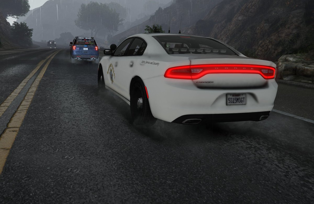 5MCars's tweet photo. I'm in love 😍
__
Pic Credit- Chaz S. 5S-33 https://t.co/50iukgiEmv