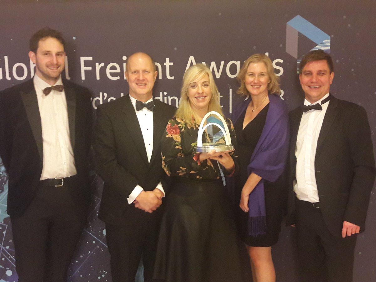 antoine_labigne's tweet photo. Congratulations to all @GSC_Global for the Freight Specialist Award @lloydsloading #GFA2018 https://t.co/S9SjvRKUFI https://t.co/K9sogJOiNk