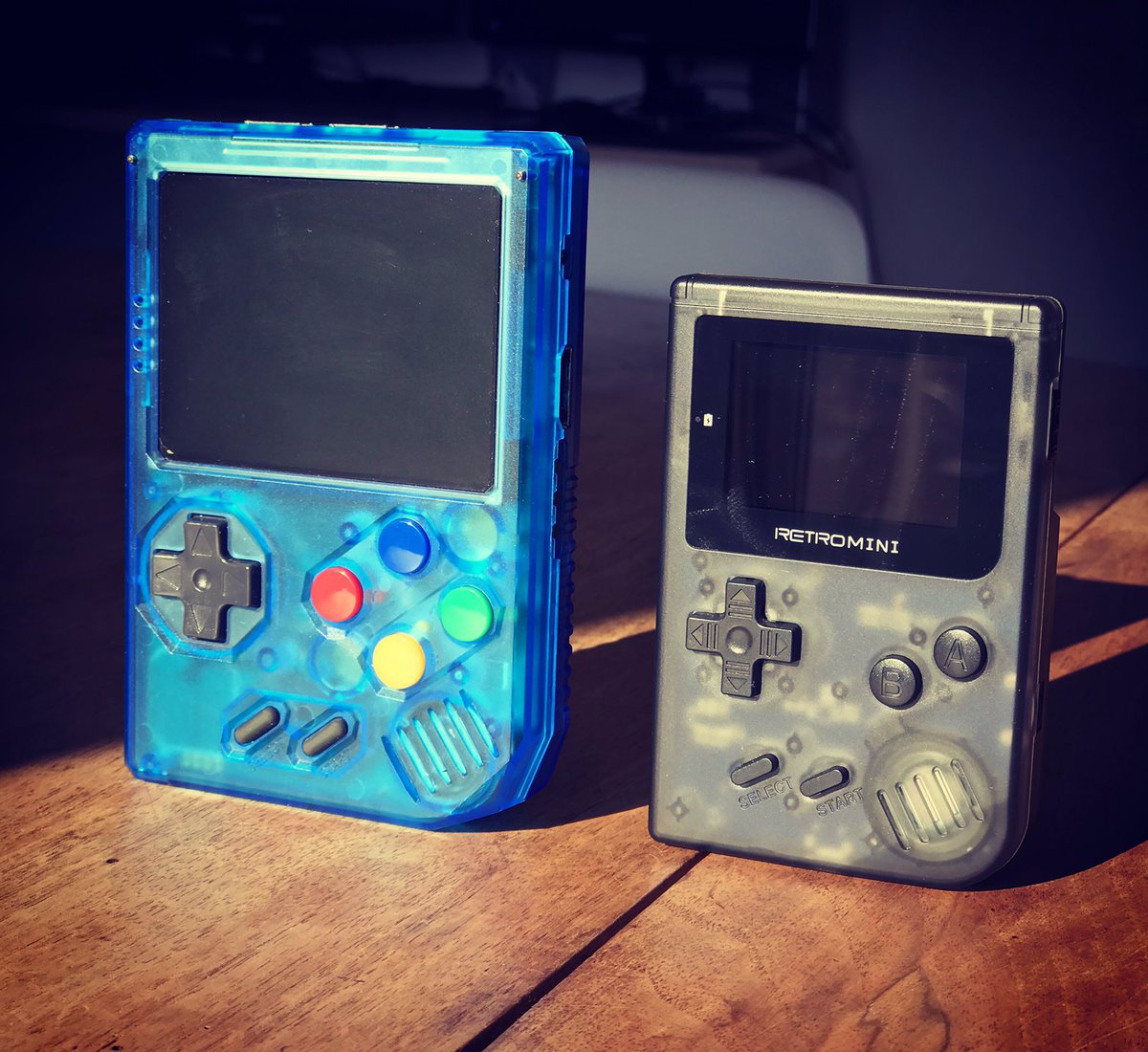 SharLeeRGB's tweet image. En cours de test #Retrostone &amp;amp; #retromini 📺 Nos retours mercredi soir sur twitch.tv/StudioRenegade ! instagram.com/p/BqSKpvWBYVd/ #RetroGaming
