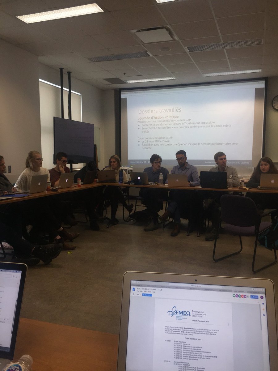 Adel_Arezki_'s tweet photo. Very happy to have been invited at the #fmeq general council this weekend! Great conversations on provincial issues and lots of collaboration opportunities with the @CFMSFEMC. Nothing better than a strong, unified medical student voice to foster positive change! https://t.co/7rP9ZhAI9H