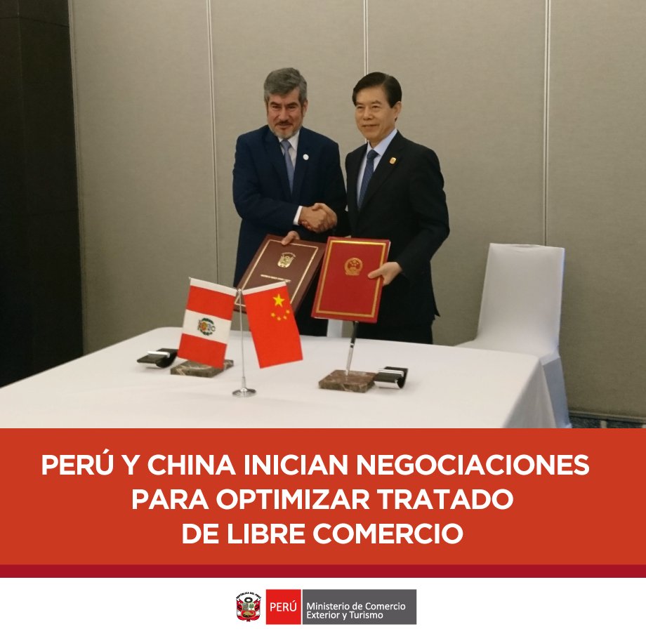 MINCETUR's tweet photo. Perú y China suscribieron hoy un memorándum acordando el inicio de negociaciones para optimizar el Tratado de Libre Comercio (#TLC), proceso que empezará en el primer semestre del 2019.

🌐https://t.co/Axcj5ubCYp

#ComercioExterior #PerúParaElMundo #ForoAPEC #APEC 🇵🇪✈🌏 https://t.co/m3dZVSViVJ