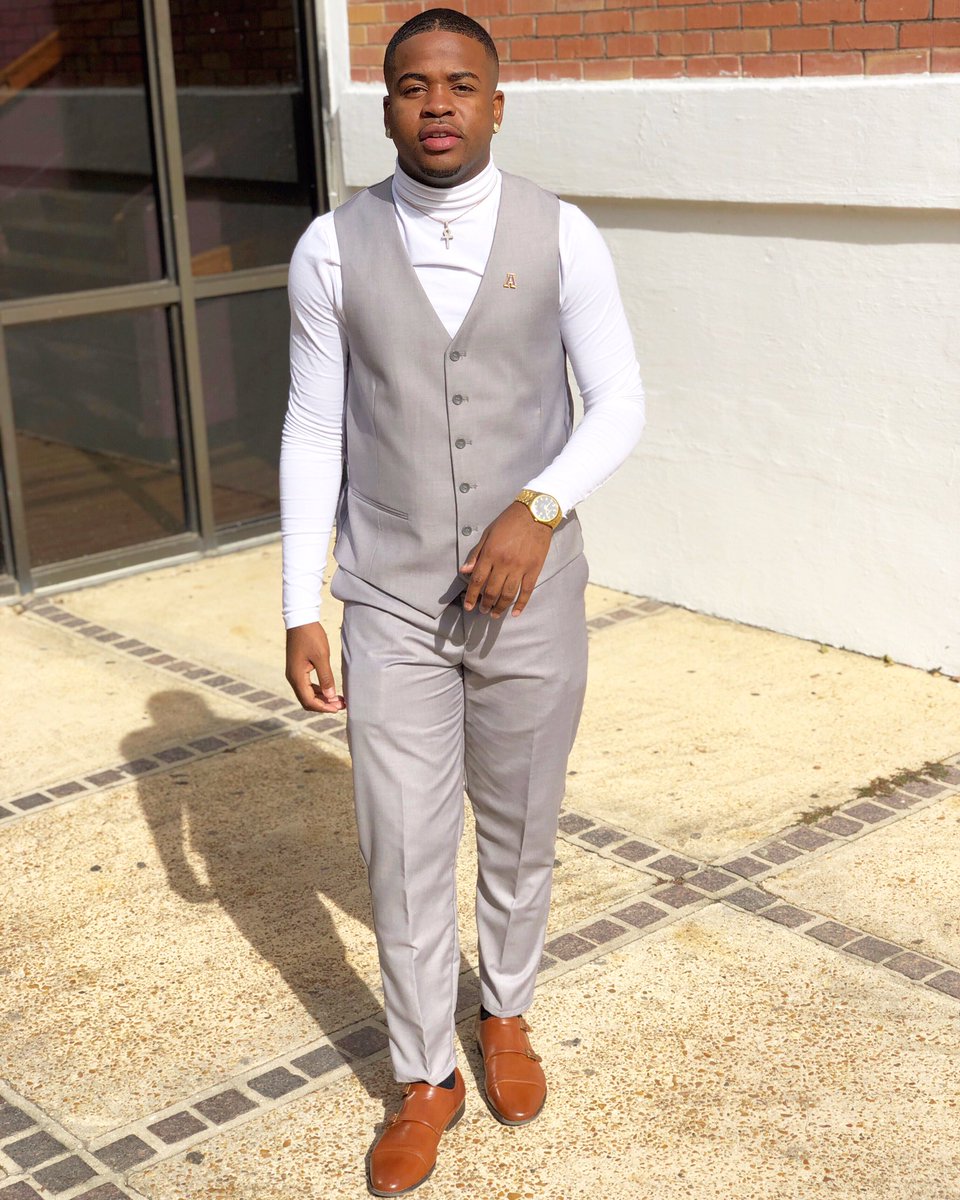 Promo_GoDD's tweet photo. 💭 I’m On they timeline gotta mad 😠, I had Switch up they stole swag ...!!! @ant200_ #STAYwoke™️🤫 #SeniorClassPrez #SoulBowlWeekend https://t.co/lPLNPjV21d