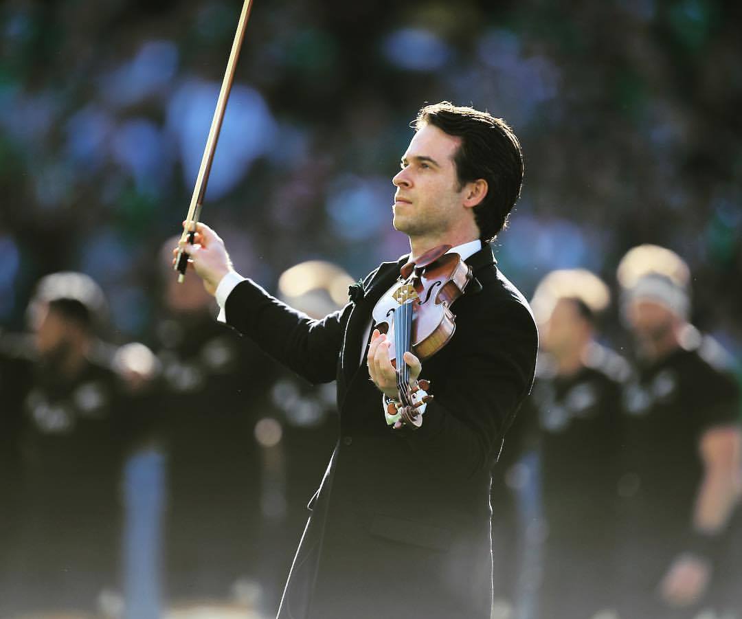 #Bródúil #ProudToBeIrish #Violinist <a href="/harringtonmusic/">Gregory Harrington</a> performed the Anthem last time <a href="/IrishRugby/">Irish Rugby</a> beat the <a href="/AllBlacks/">All Blacks</a> <a href="/SoldierField/">Soldier Field</a> Go n-éirí an t-ádh libh ó Nua Eabhrac <a href="/IrelandinNY/">Irish Consulate NYC</a> <a href="/AIHSNYC/">American Irish Historical Society</a> @irishcentral @irishecho <a href="/AVIVAStadium/">AVIVA Stadium</a> . #GoIreland #ShoulderToShoulder from the fans NYC