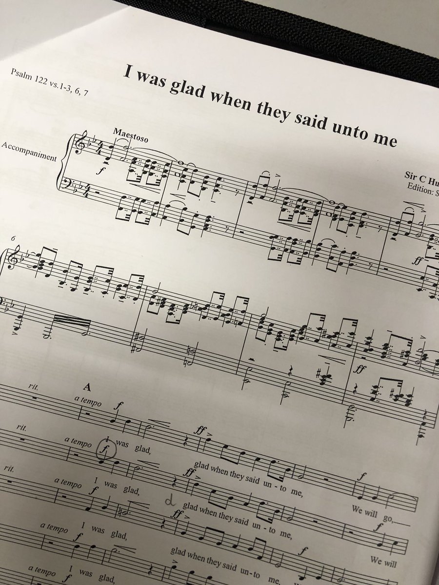 lauzieeeee's tweet photo. Looking forward to singing this in St Anneβs Cathedral with @BelfPhil tonight! #bangertune https://t.co/x5BjIjrJa9