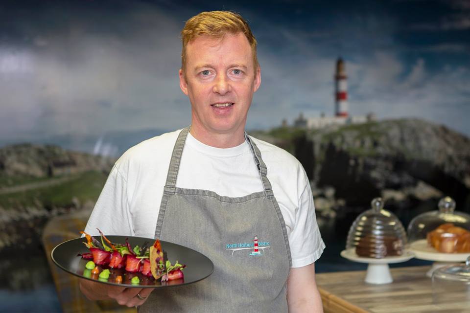 harrisdistiller's tweet photo. Our #SeafoodProject continues tonight as we collaborate with local chef George Lavery from the North Harbour Bistro @nh_bistro. Discover his Isle of Harris Gin cured salmon with beetroot pickle, perfectly presented or simply served on hot toast via https://t.co/5TyLhIMqc5 πΈπ https://t.co/B8NnmSs5gw