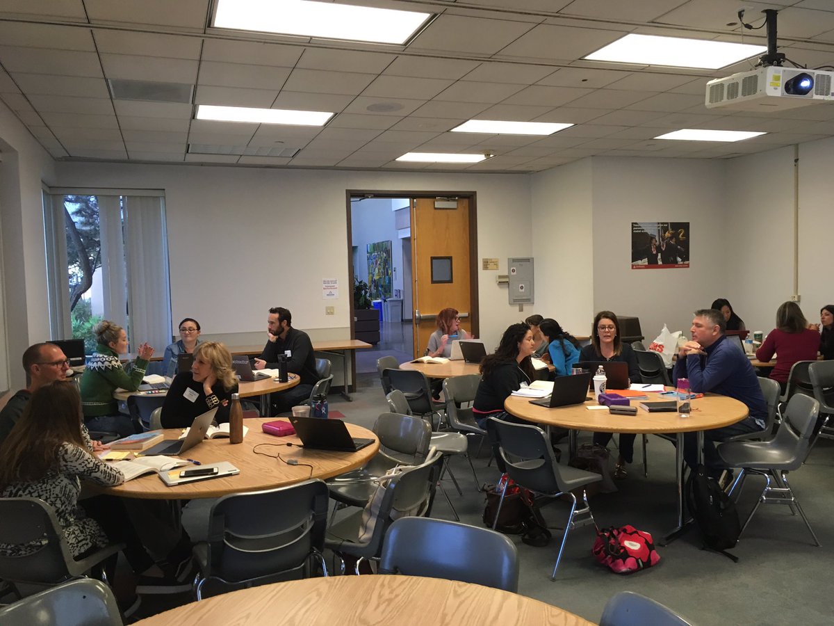 WarshawSD's tweet photo. Saturday inspiration from Cohort 10 exploring professional learning leadership, systems thinking, and reciprocal accountability @SanDiegoCOE PASC program. #C10PASC https://t.co/QFtoGoJGIr