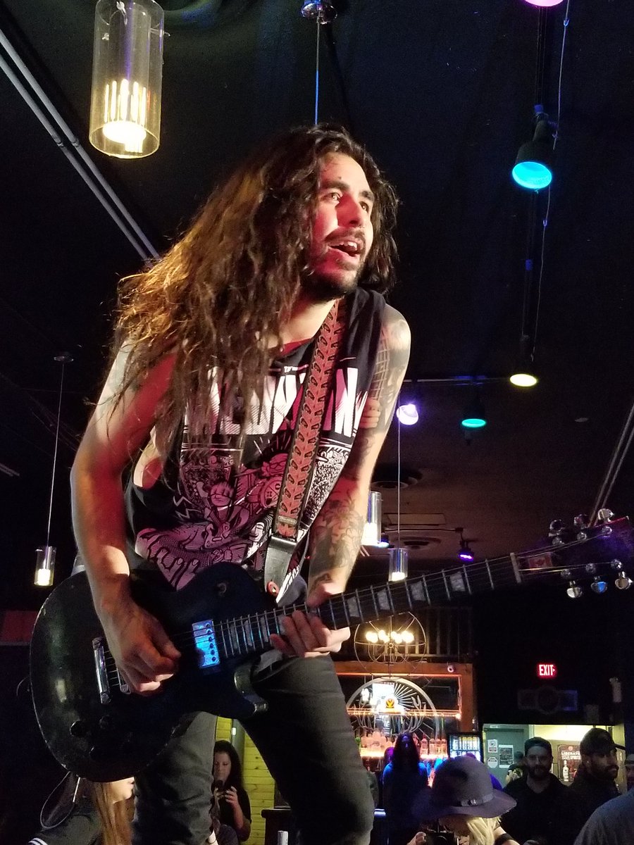 983cifm's tweet photo. Much thanks to @RedwoodsVan @TheStandstills and @thelazysband for killer show last night at Cactus Jack's! https://t.co/NGiWdIdvuI