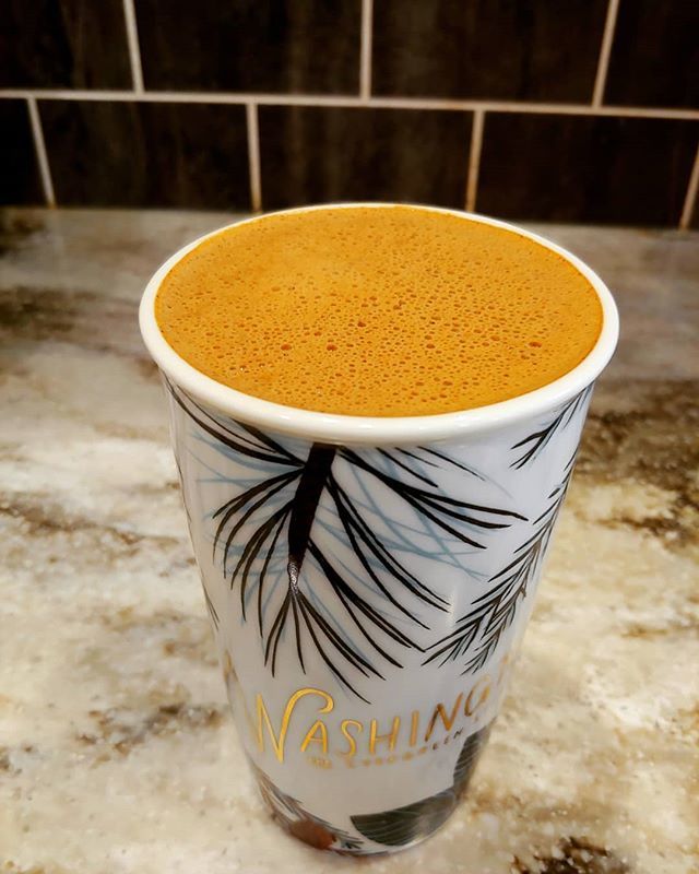 Pepperfull9's tweet photo. Smokey Dark Chocolate Tahini Tea Latte

6 tablespoons Yerba Mate tea
2 tbsp grass-fed butter @kerrygoldusa
2 tbsp MCT oil @kissmyketo
2 tbsp tahini 
2 tbsp maca powder @worldgourmetfood
3 tbsp cacao powder
1/2 tsp chaga powder @myberryorganics
2 tsp immune mushroom powder @o… https://t.co/yIanDnKCCG