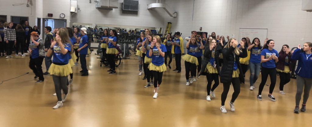 One final dress rehearsal before we get on the bus to the <a href="/SOMinnesota/">Special Olympics Minnesota</a> @udmsomn at <a href="/mallofamerica/">Mall of America</a> 
#DanceUnified