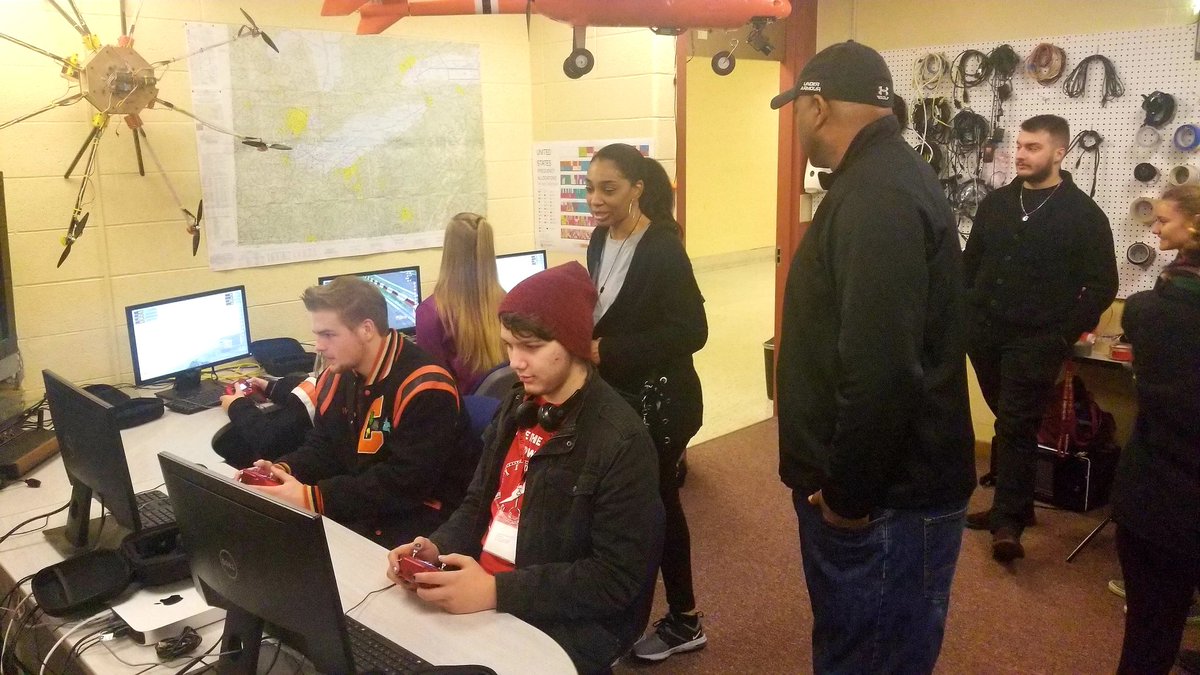 GUBotDev's tweet photo. Science Saturday with Upward Bound! GUBotDev taught another Automated Drone Program to the students of the @iu5edinboro Upward Bound Program. #drone #STEM https://t.co/xezFhziFEr