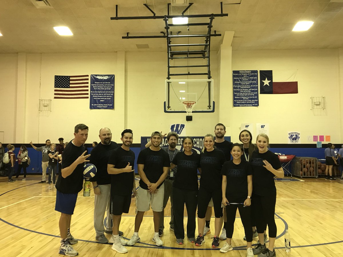 CrailScience's tweet photo. Student vs Teacher Volleyball game!! Always a good time and lots of laughs! #thankful #rangerswewillbe https://t.co/ZqEy37IhOE