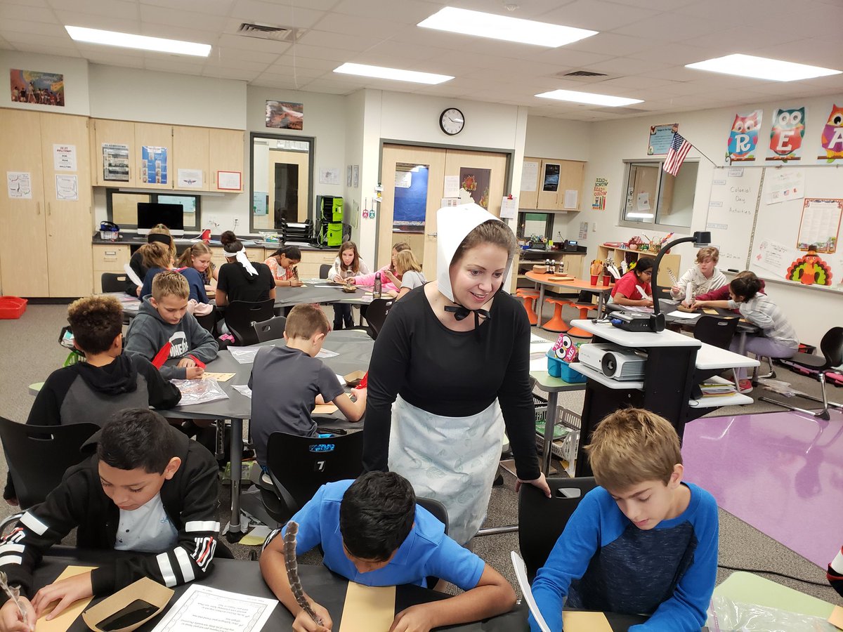 ShellyReh's tweet photo. Colonial Day at Akin:
My classroom became a one room schoolhouse and the kids wrote the class rules with quills. https://t.co/HjoJ0gJEi4