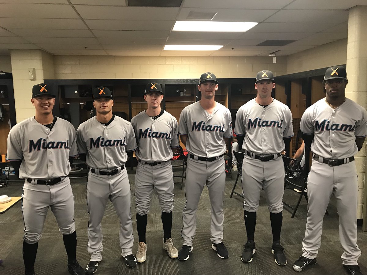 2019 marlins uniforms