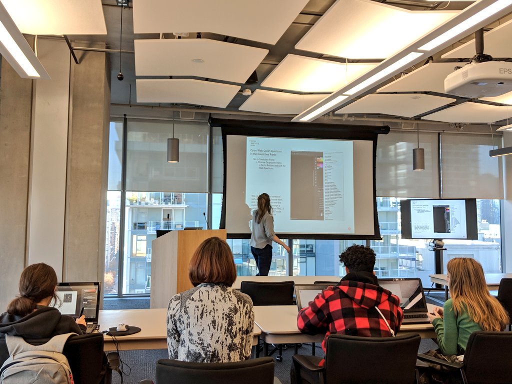 acheung105's tweet image. for today's #TeensLearningCode workshop, we're setting up and learning how to use #photoshop for web design! 🎨🖌 thank you @amazon for letting us use their space in Vancouver today 👏