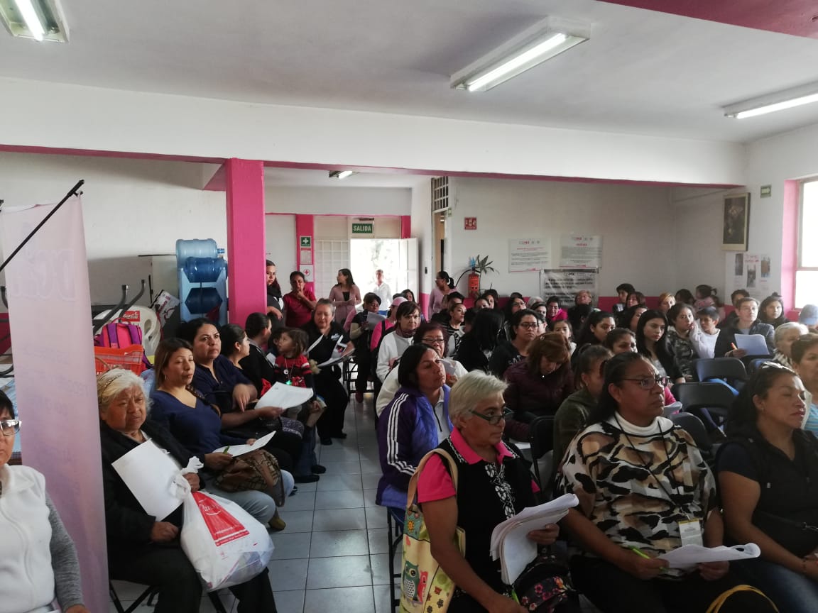 Janet_HdzSotelo's tweet photo. En los 8 Dtto de Iztapalapa  capacitamos más de 1500 mujeres en nuestra 1er ronda de Clases de Gelatina Artistica, Mujeres que buscan crear una fuente más de ingreso a la economía familiar. Continuaremos fomentando el #AutoEmpleoyEmpoderamientoDeLasMujeres https://t.co/bW6dXrfM1O