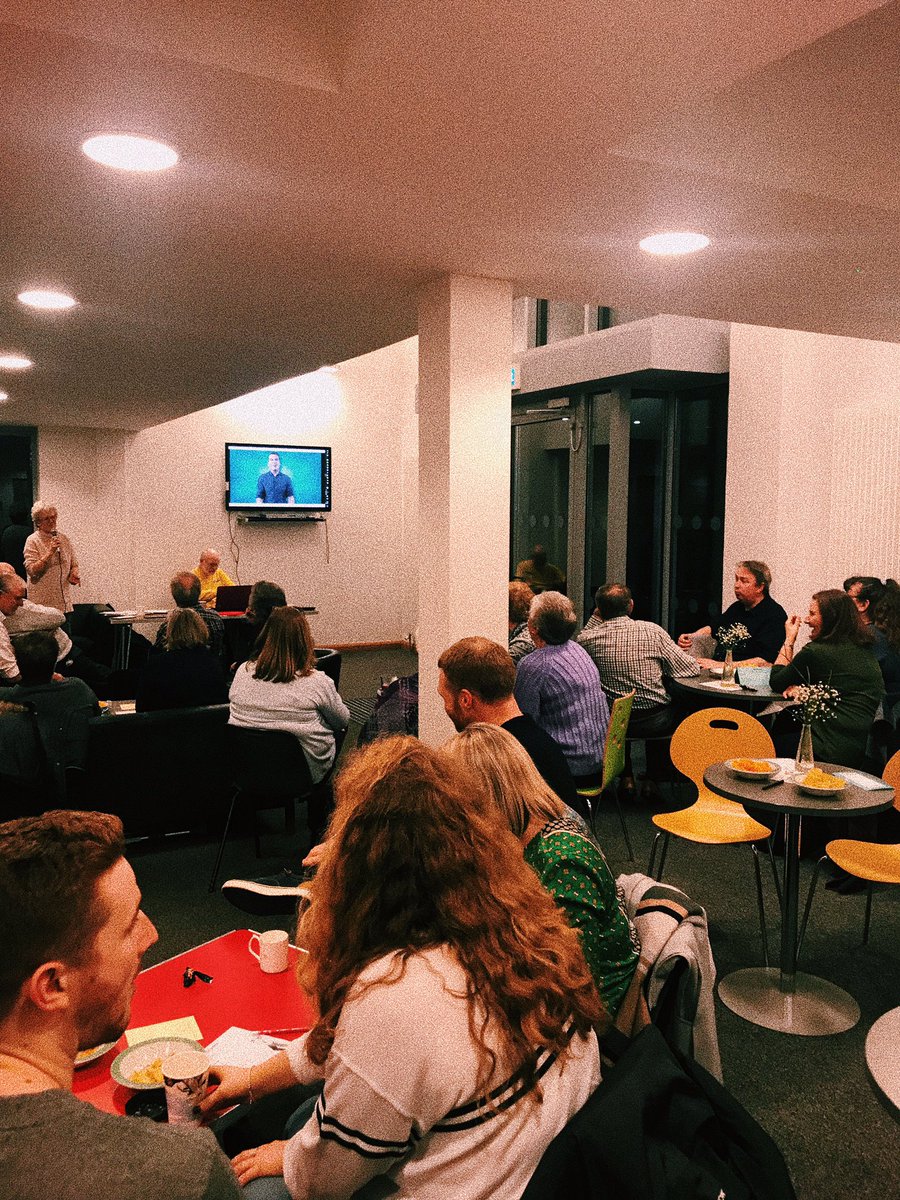 Great crowd out tonight for <a href="/Tearfund/">Tearfund</a>’s #BigQuizNight! Good luck everyone!