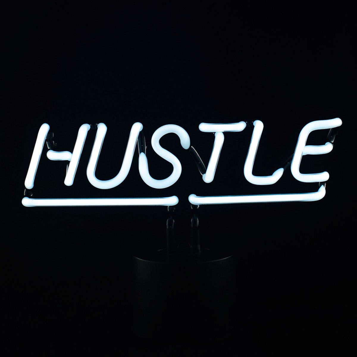 LagreeStudio's tweet image. Hustle for that muscle 💪🏼 #lagreefitness #welagreehard