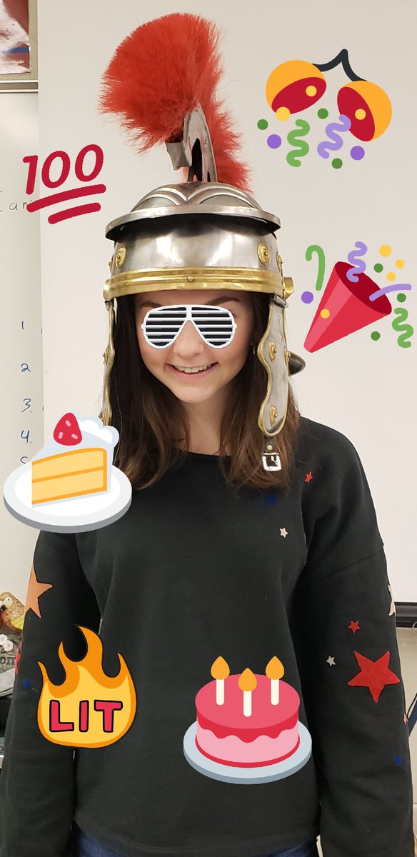 MBLatinNerd's tweet photo. I forgot to tweet out Ella's birthday photo!!! Di immortales! Vae mihi!
Felicem diem natalem!
#BirthdayHelmet #IteSpartani #LatinStudentsRule #LatinFam https://t.co/rIJdyr3Niu