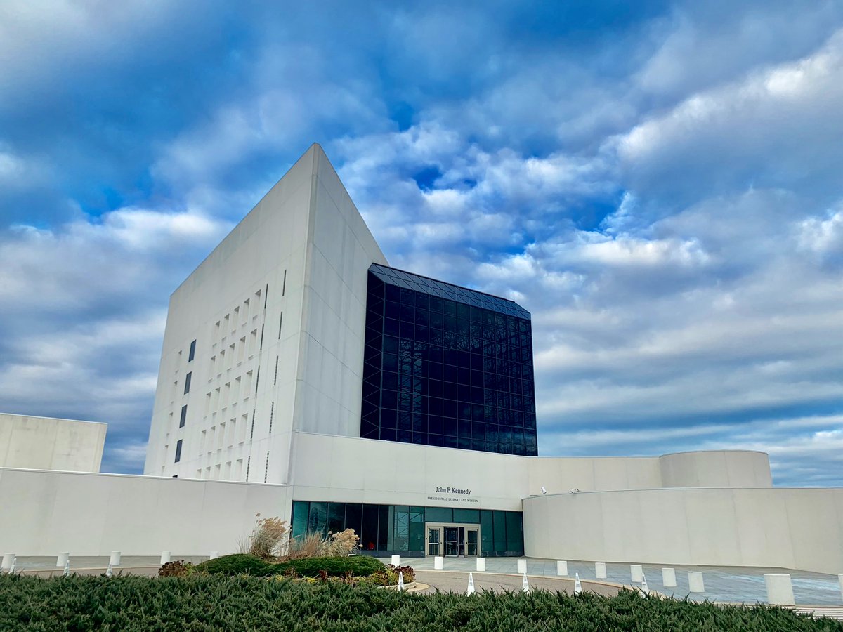 EvanKirstel's tweet photo. The ever inspiring @JFKLibrary #TEDxBeaconSt #Boston https://t.co/vw1QfCROkF