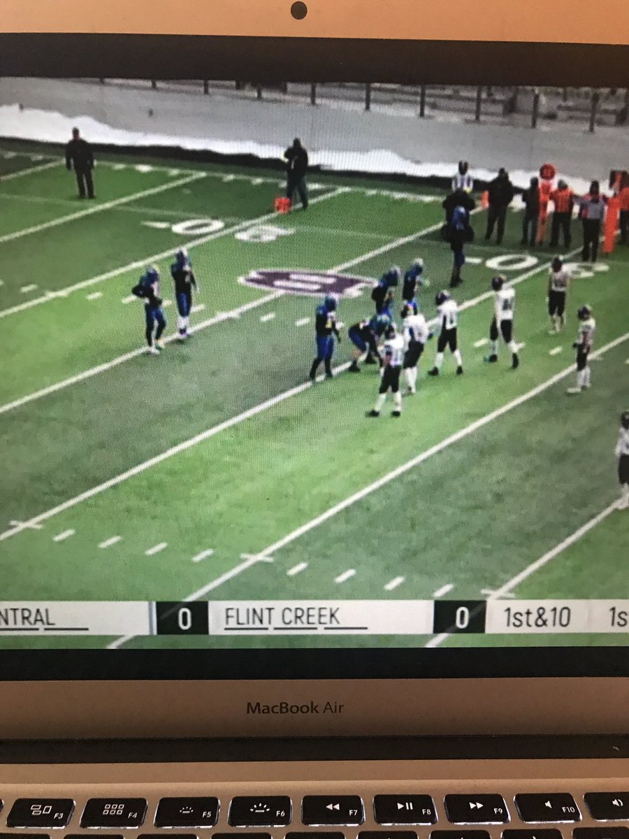 Lexidog23's tweet photo. Go Noah!!! Get a ring! #eaglefalls #i am not surprised @ambuehl_noah11 https://t.co/IZ7OBsWR6J