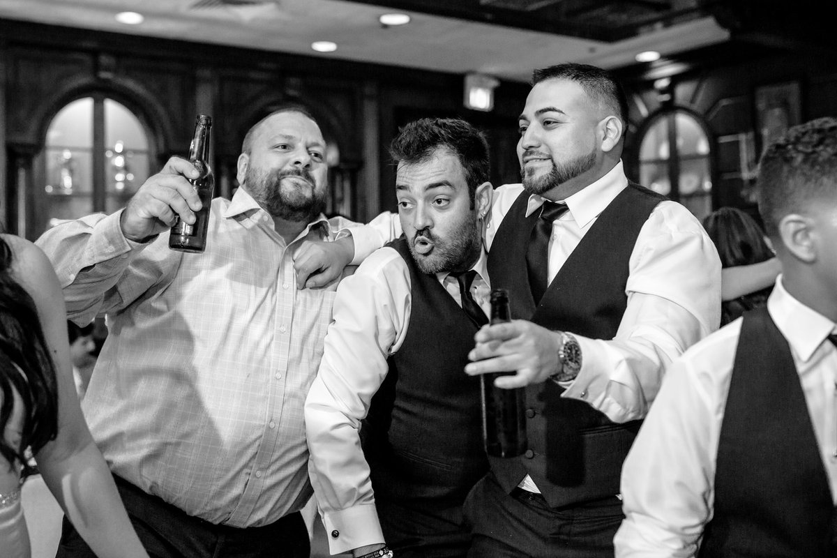 LabTekProd's tweet image. Pics from Lou’s wedding