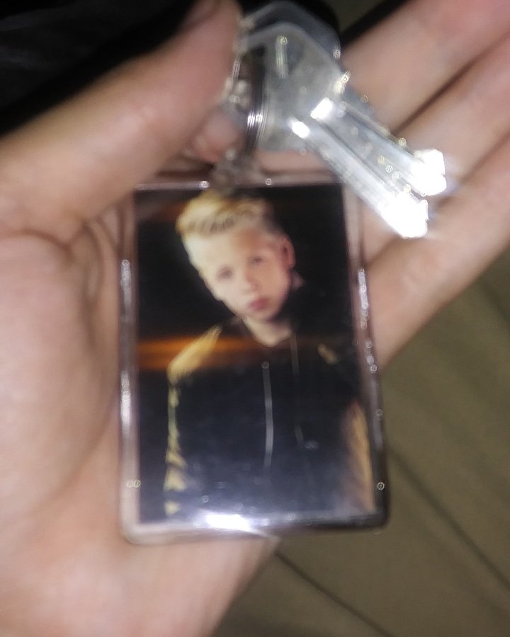 EternalLuedizer's tweet photo. I think I'd be interested in buying Carson Headphones, calender, Luedizer Bumper sticker... If he ever comes out with them that is
@carsonlueders
#CarsonLueders
#CarsonLuedersMerch https://t.co/t4kPQdYFdX
