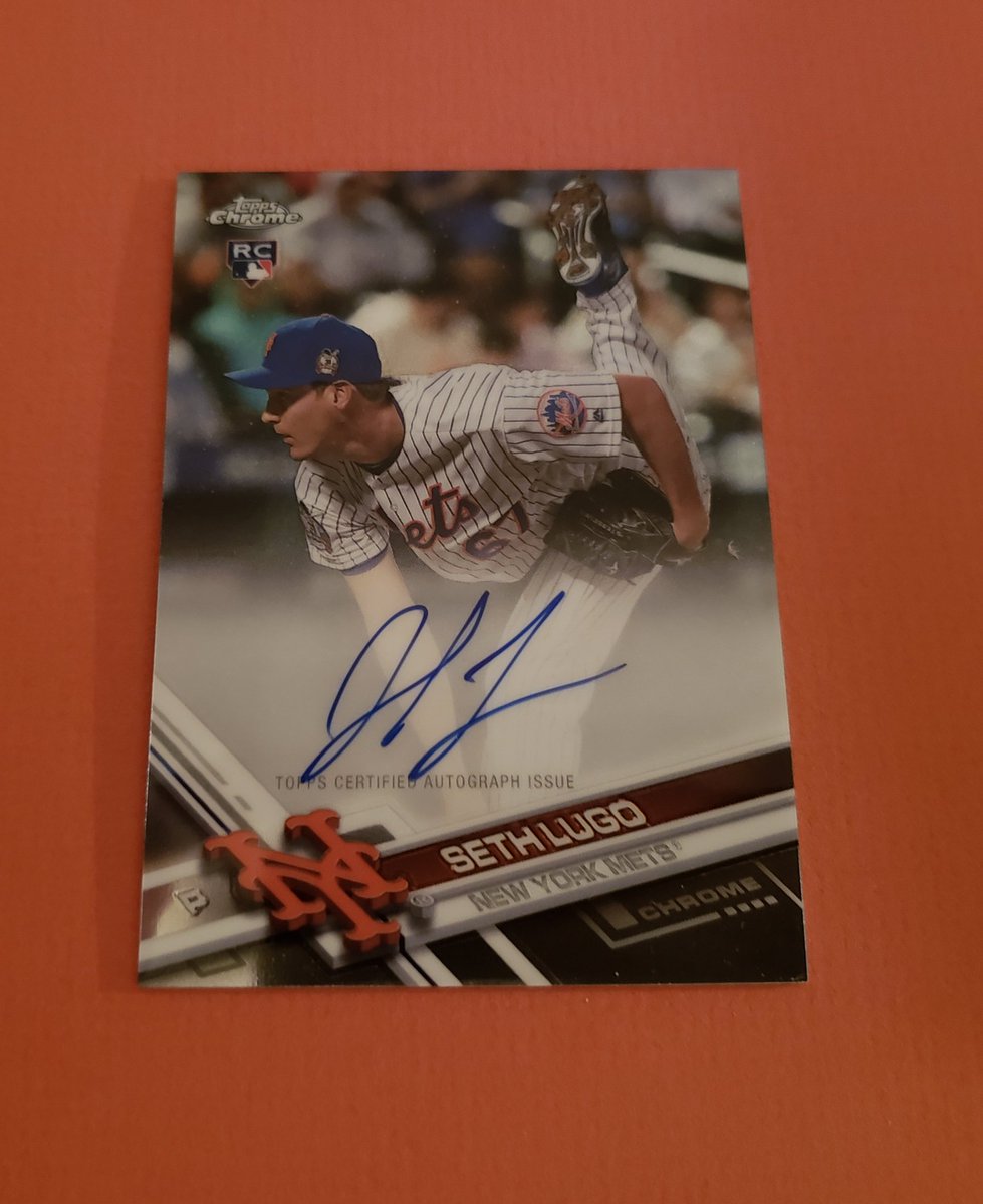 MetsmerizedJoeD's tweet image. Good Evening Met Fans! Lets start off with a giveaway honoring Seth Lugo who turns 29 today! 🎂🎈🙂

RT for a chance to win a 2017 Topps Chrome Seth Lugo Certified Autograph Rookie Card!

This card is in Mint Condition! I'll choose a winner at 10 PM. Good Luck!!! 😎👍💙🧡