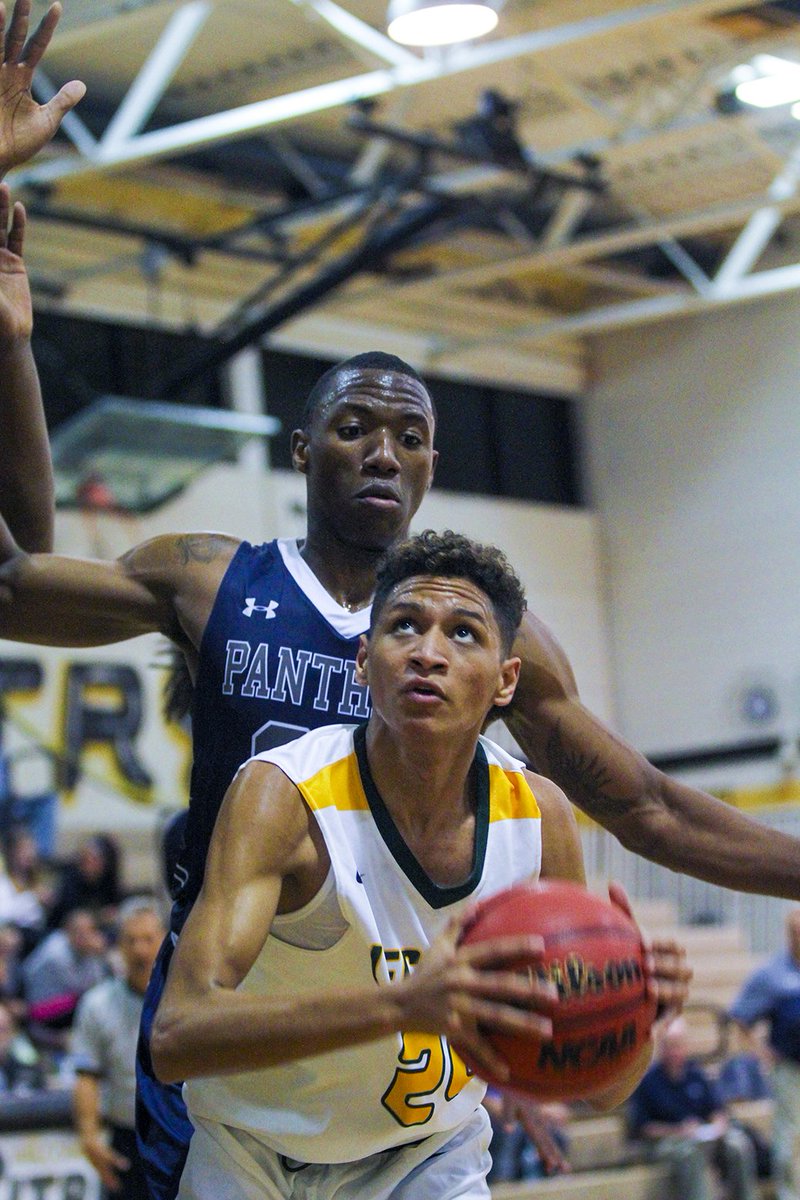 LecantoLegacyYB's tweet photo. See sports candid photos like this when you purchase your 2019 Lecanto yearbook. @LecantoLegacyYB @LecantoHigh https://t.co/b5kgEPQ79B