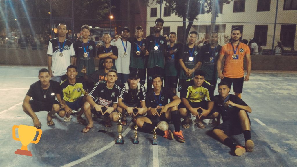 GarotosVIlaBela's tweet photo. E DEU NOIS, GVB CAMPEÃO DA COPA JM DE FUTSAL ADULTO 💚🖤🏆

🥇GVB 4x1 GDJ

GABRIEL ⚽⚽
@cb_corona ⚽ (De letra)
@Pabllinnn ⚽

Segura nois 💚🖤🏆🏆🏆💚🖤 https://t.co/GIAnmCjrL6