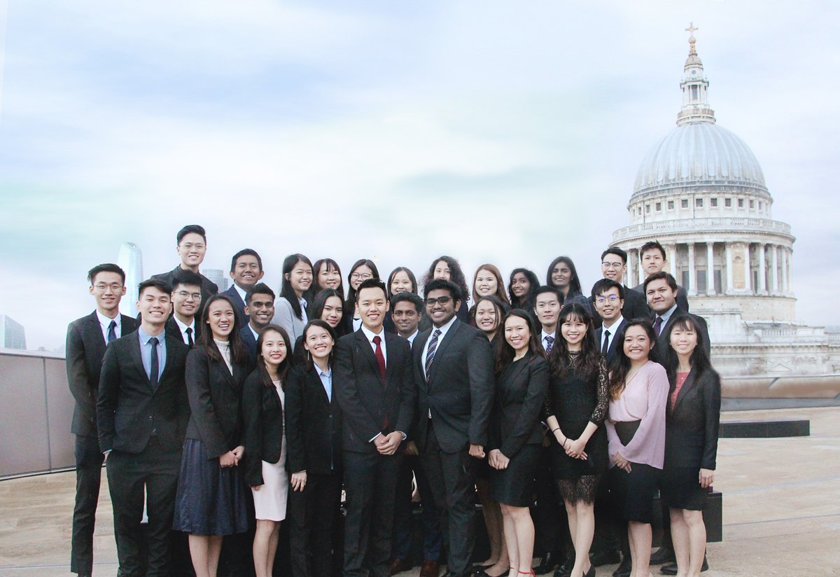 gencorporate_'s tweet photo. Say hello to the #GCFamily 18/19‼️

The newly appointed executives spent the day meeting the directors &amp; one other last Saturday at London's world-famous St. Paul's Cathedral. And the icing on the cake? The tea session was graced by the presence of our advisor, Datuk SK Lingam! https://t.co/ICkEyaggNP