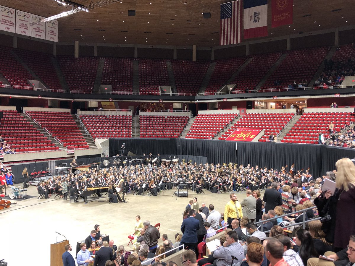jhsbob's tweet photo. Ready for the All-State Concert to start. https://t.co/rigAfnMM0k
