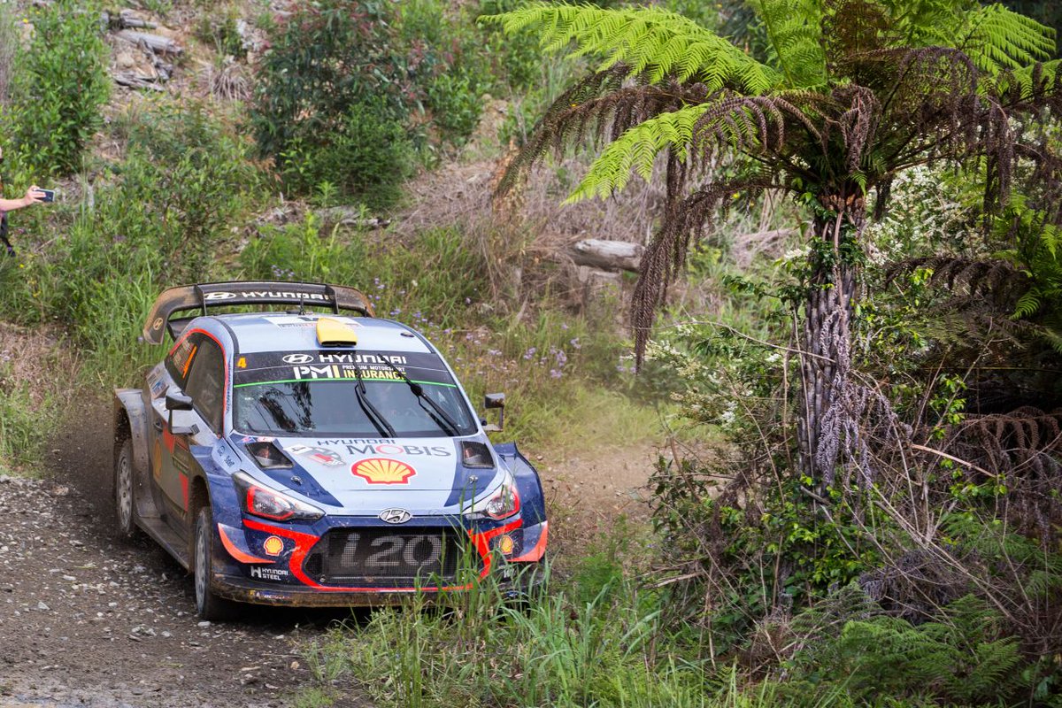 HMSGOfficial's tweet image. #WRC 
⏱ SS23

1. 🇫🇮 Latvala 
2. 🇳🇿 #Paddon +2.8
3. 🇳🇴 Ostberg +4.0
4. 🇫🇮 Lappi +7.8
5. 🇫🇮 Suninen +30.7
6. 🇫🇷 Ogier +31.4
7.  🇳🇴 #Mikkelsen +33.8
8. 🇬🇧 Evans +41.8
9. 🇮🇪 Breen +1:08.0

#HMSGOfficial #RallyAustralia
