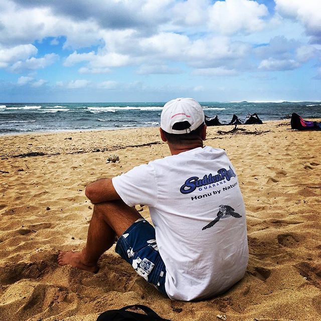 AlohaRush's tweet photo. Just Pinned to SuddenRush Guarana: Kite or surf? Black or brown Guarana? Either way Im out there. Are you? No? Get a shot. #kiteboarding #surf #hawaiilife #velzyland #happy #suddenrush #explore #domore #playhard https://t.co/uIOiIOMdf6 https://t.co/fz7nce1NVw