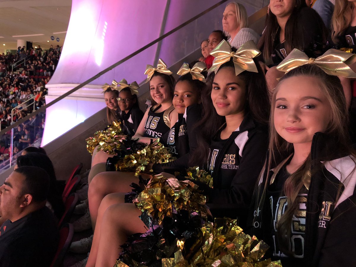 Brookside cheer representing at the Rockets game!!❤️🏀💛🖤 #BIScheer #Bulldogs