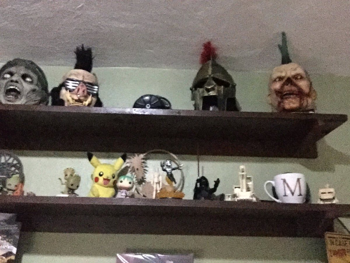 SpaceOfWolf1's tweet photo. @Saiken_Juega será que los gamers también nos gustan las máscaras v: https://t.co/lOZ4S2C2d7