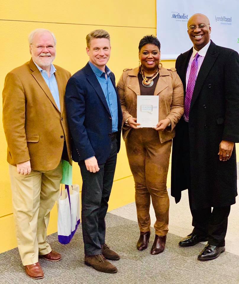 DWNAinc's tweet photo. “Leadership is about service.” Chris Westfall reminded me of my true purpose. @Chicos helped me position myself as a fashion-savvy CEO. @westfallonline @drdanadwells @JeffreyHayzlett #LeadershipLanguage @csuitenetwork #HowBoldAreYou #StrategicUseOfRelationalCapital https://t.co/sVsvOQ5DSk