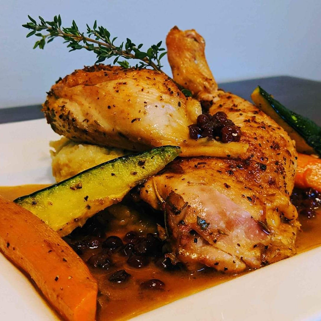 AlleyBrick's tweet photo. Roast half chicken with chestnut mash and tart cherry, bittersweet chocolate sauce... https://t.co/JJsStmimgs