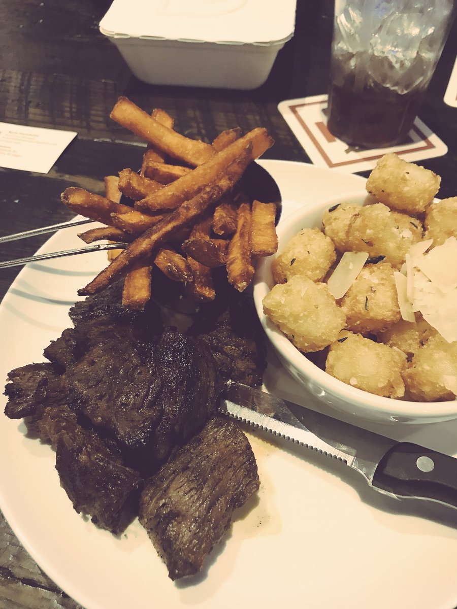 AllanFungRI's tweet photo. Awesome soft opening at @TavernintheSq in @GardenCityCtr tonight!  I’ll be back on Monday for the official ribbon cut! #Cranston https://t.co/jQETaiVojp