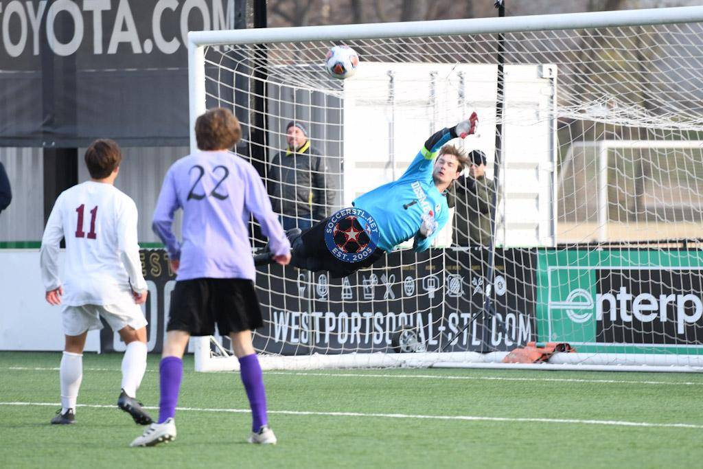 SoccerSTL's tweet photo. RT @jwestMSHSAA: Seth Tinkham gives Christian Brothers College a 1-0 lead with 23:00 left in the #MSHSAA Class 4 Boys Soccer Championship match with DeSmet. #mopreps @CBC_Soccer @cbccadets https://t.co/HUXAJZkvbh