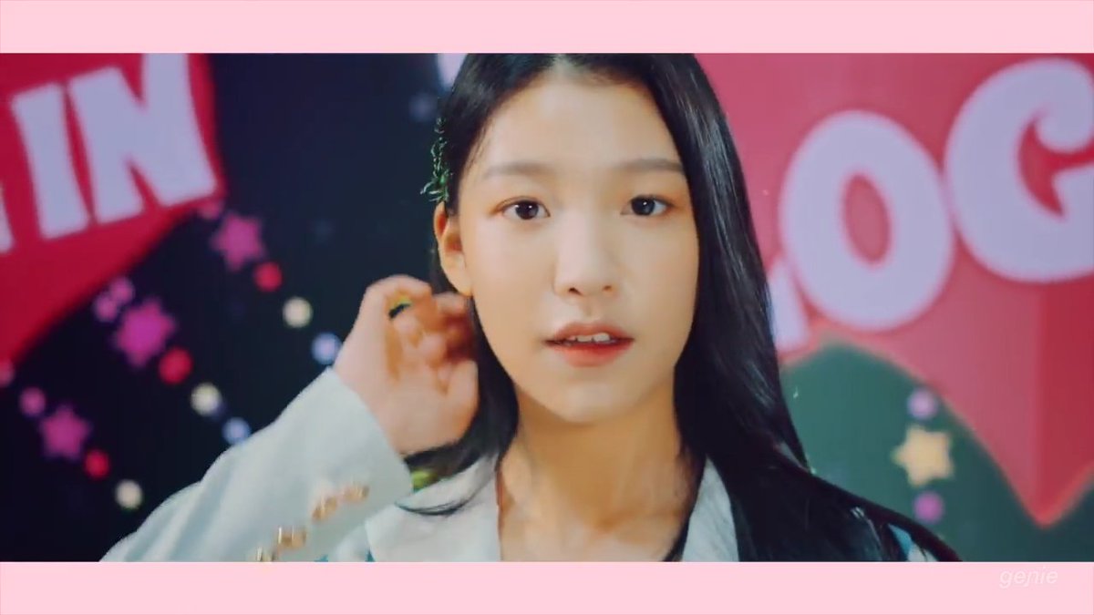 oahsispics's tweet photo. • • • #baekhyeonju ♡ #백현주
➩ low quality screenshots!
© genie ♡ #aqua #아쿠아 https://t.co/kGA3hWkQC4