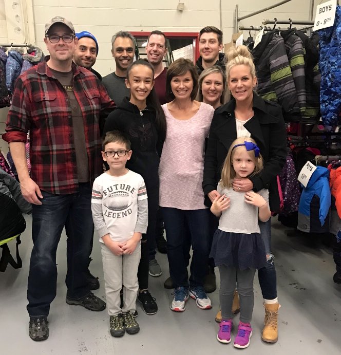 Volunteer day at <a href="/SnowsuitFund/">The Snowsuit Fund</a> depot with #bmo team #giveback #charity #ChildrenInNeed #ottawawinters  #ProudToWorkAtBmo