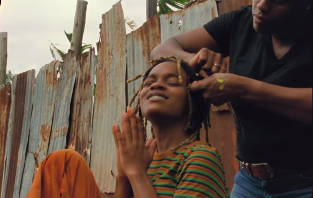 oziebent's tweet photo. New visual from Koffee, “Toast“ -- cameo appearances by Chronixx and Protoje. Tap link to watch: https://t.co/gLKDG7koo7

#koffee #toast #reggae #oziebentertainment https://t.co/lwQA0lzWaY
